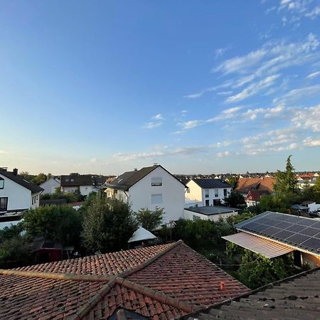 Messe- und Ferienwohnung Feucht Exterior foto